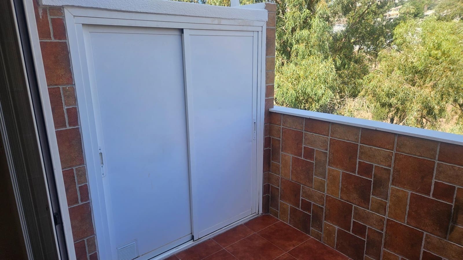 2 bedroom Penthouse for rent in Torrequebrada with pool garage - € 1,350 (Ref: 10005737)