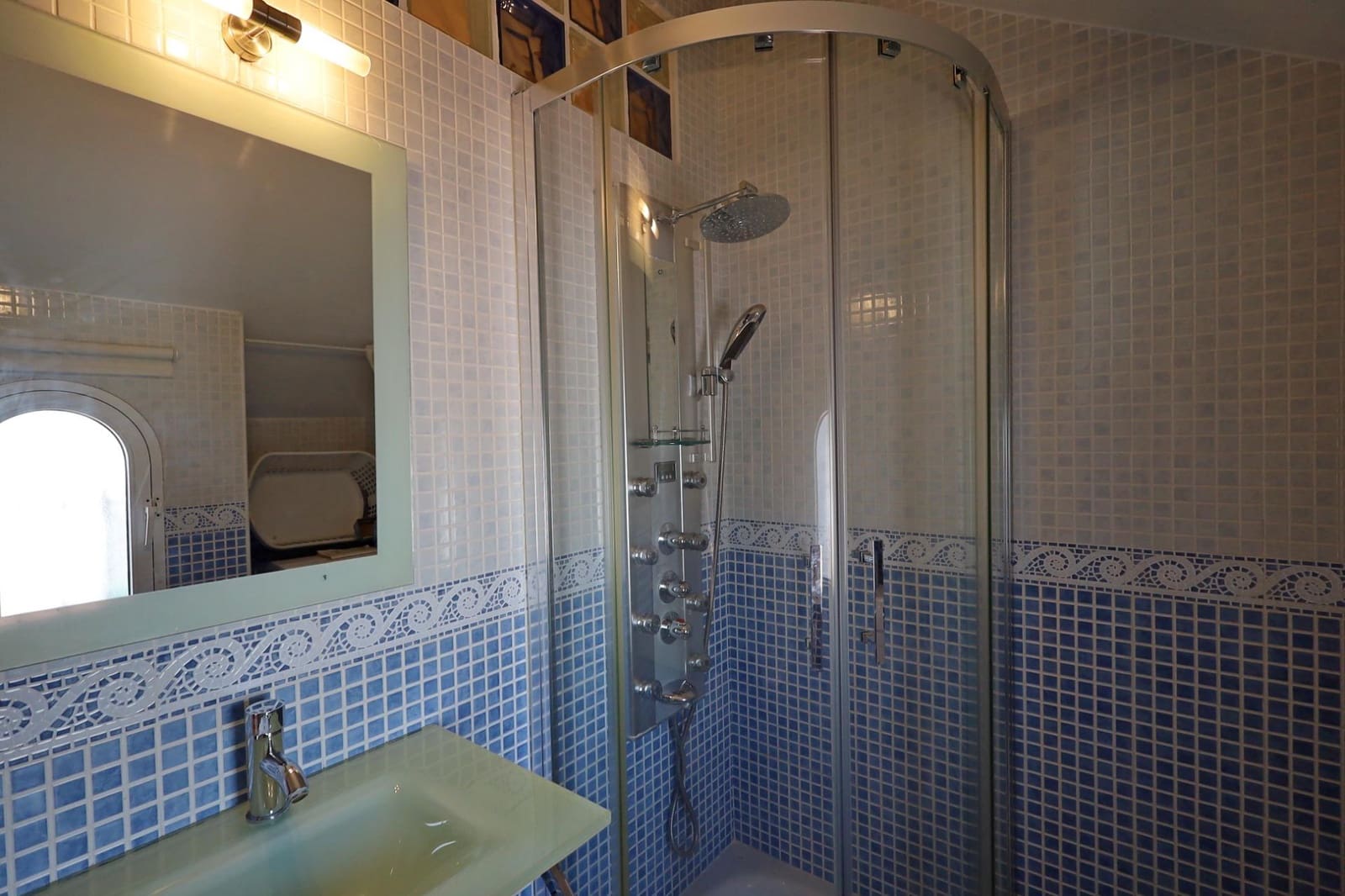 Villa/Maison Mitoyenne de 4 chambres à louer à El Coto avec piscine garage - 2 300 € (Ref: 10013451)