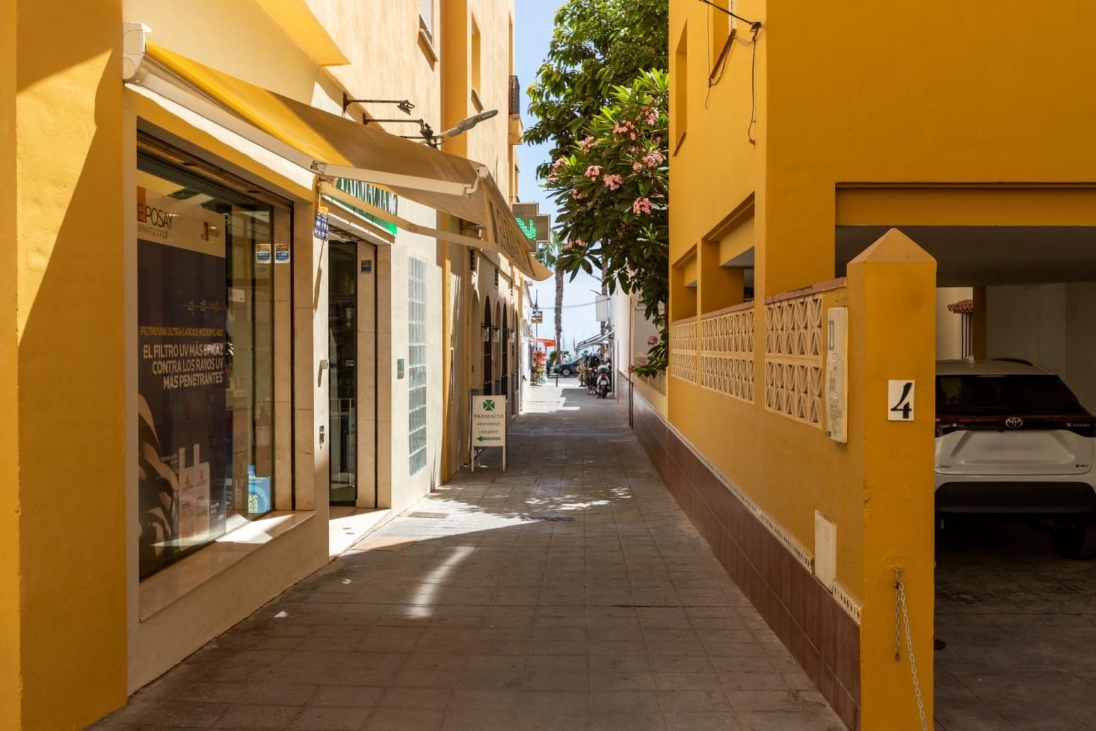 3 slaapkamer Flat te koop in Torremolinos - € 620.000 (Ref: 10016604)
