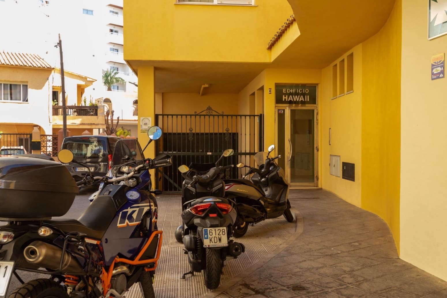 3 slaapkamer Flat te koop in Torremolinos - € 620.000 (Ref: 10016604)