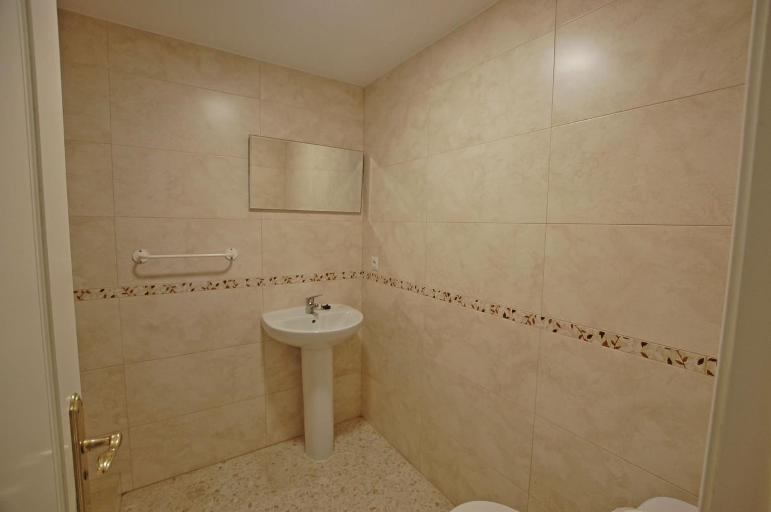 2 bedroom Flat for sale in Manilva with garage - € 229,000 (Ref: 10016605)
