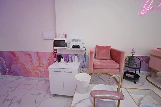 1 quarto Comercial para arrendar em Arroyo de la Miel, Benalmádena - 30 000 € (Ref: 10016606)