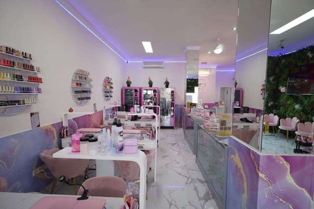 1 quarto Comercial para arrendar em Arroyo de la Miel, Benalmádena - 30 000 € (Ref: 10016606)