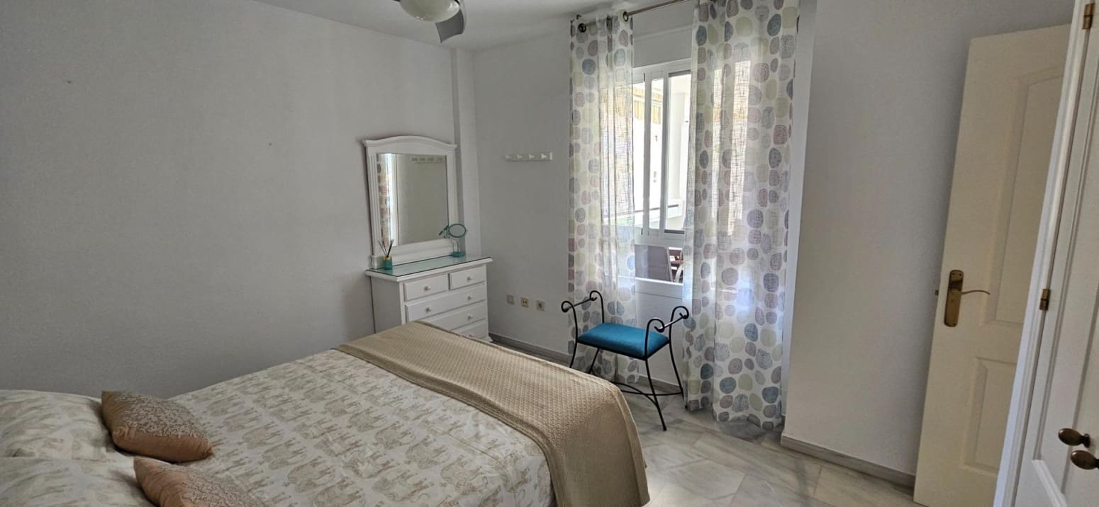 1 sovrum Lägenhet att hyra i Torremolinos med pool garage - 1 200 € (Ref: 10016607)