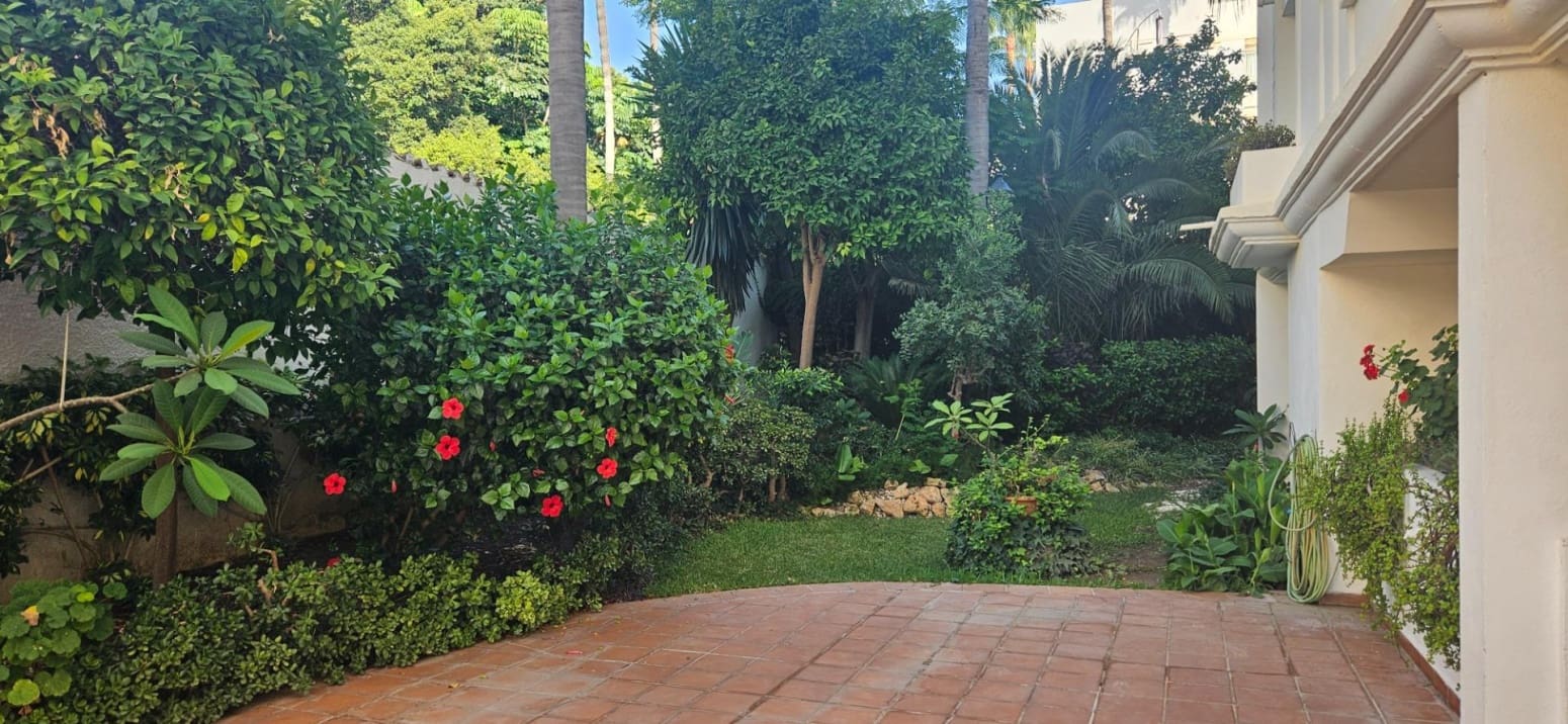 1 sovrum Lägenhet att hyra i Torremolinos med pool garage - 1 200 € (Ref: 10016607)