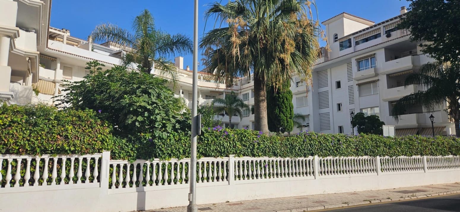 1 sovrum Lägenhet att hyra i Torremolinos med pool garage - 1 200 € (Ref: 10016607)