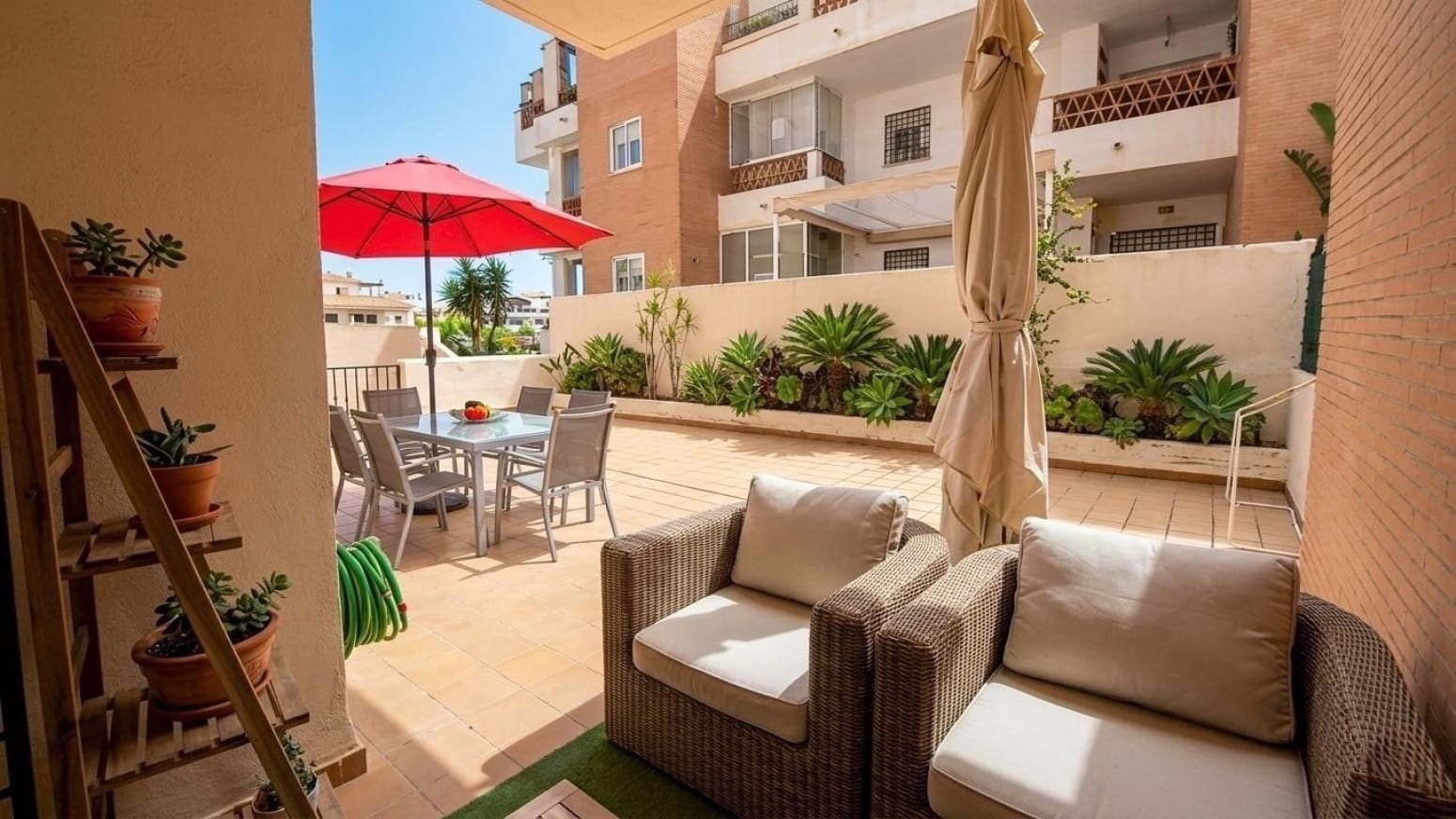 2 soveværelse Lejlighed til salg i Benalmadena med garage - € 355.000 (Ref: 10016608)