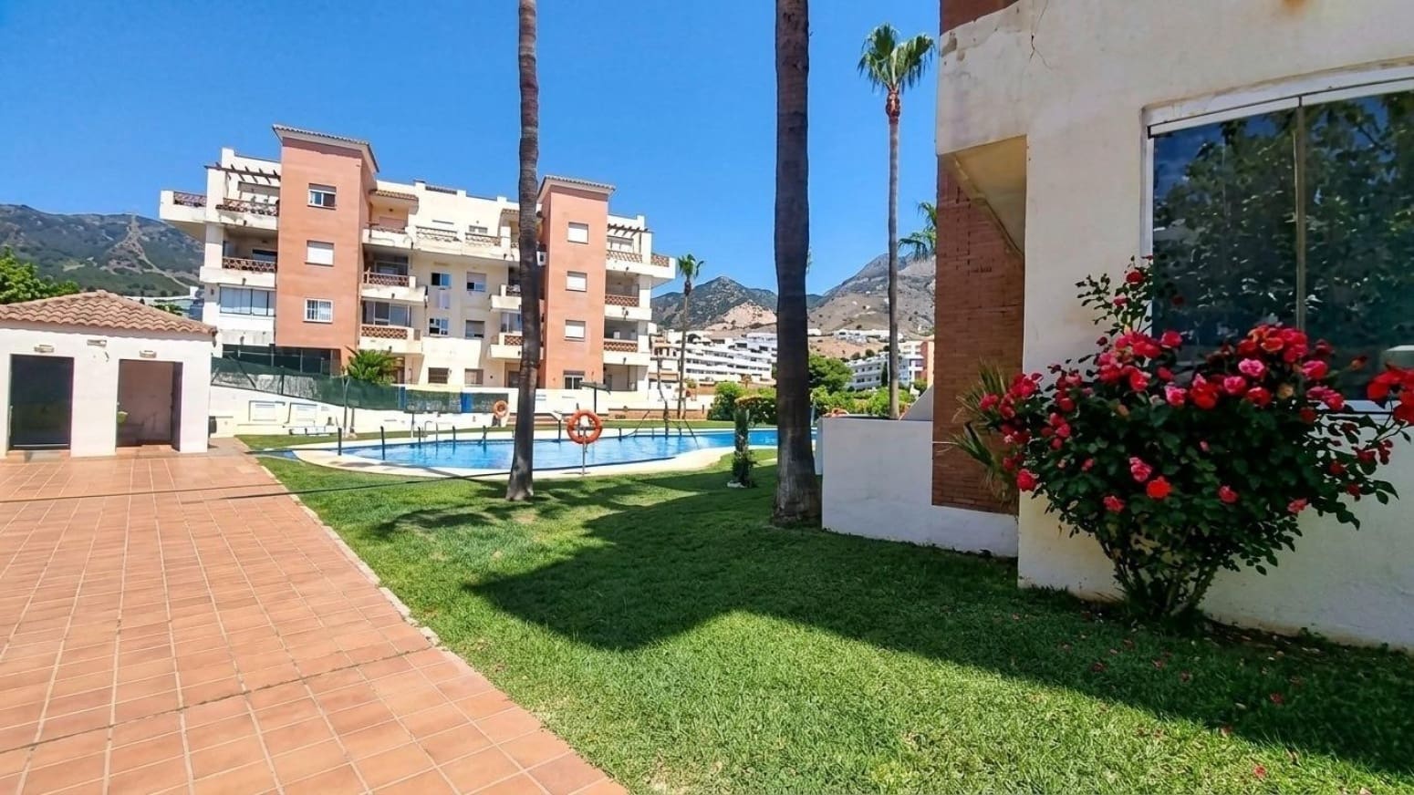 2 soveværelse Lejlighed til salg i Benalmadena med garage - € 355.000 (Ref: 10016608)