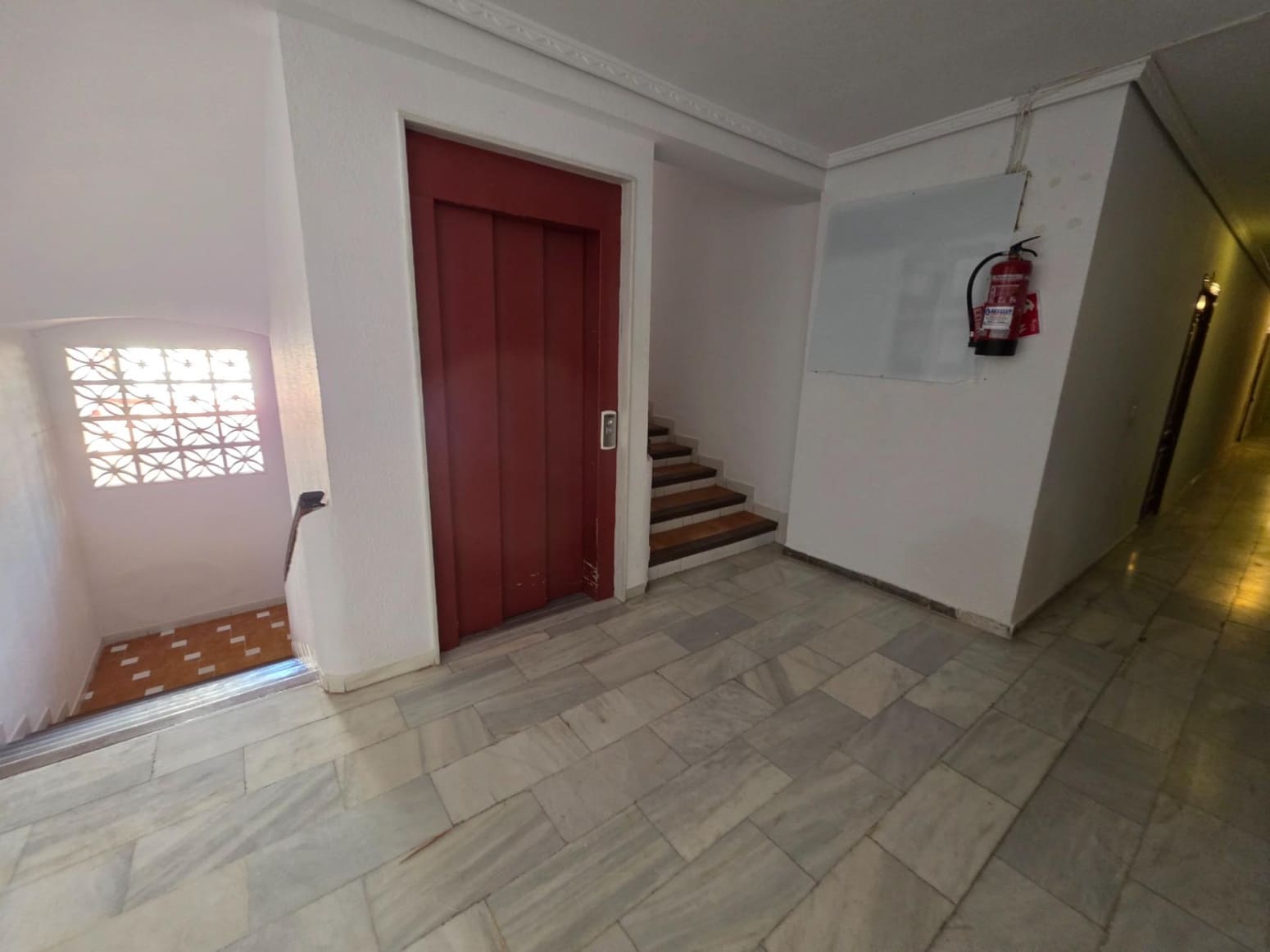 Piso de 2 habitaciones en Benalmádena en venta - 139.000 € (Ref: 10016611)