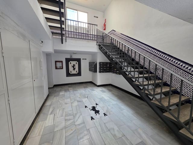Piso de 2 habitaciones en Solymar, Benalmádena en venta - 139.000 € (Ref: 10016611)