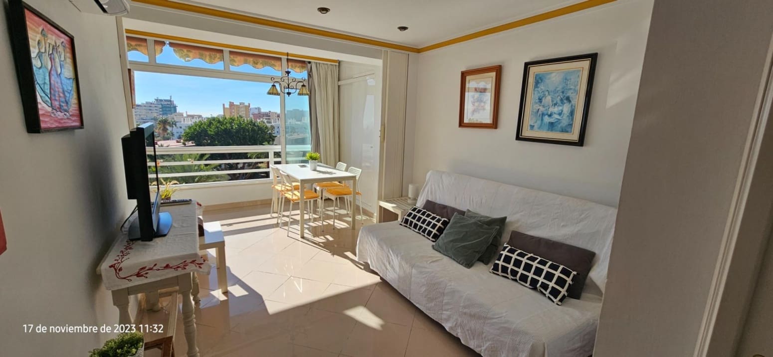 1 sovrum Lägenhet att hyra i Torremolinos - 1 500 € (Ref: 10016614)