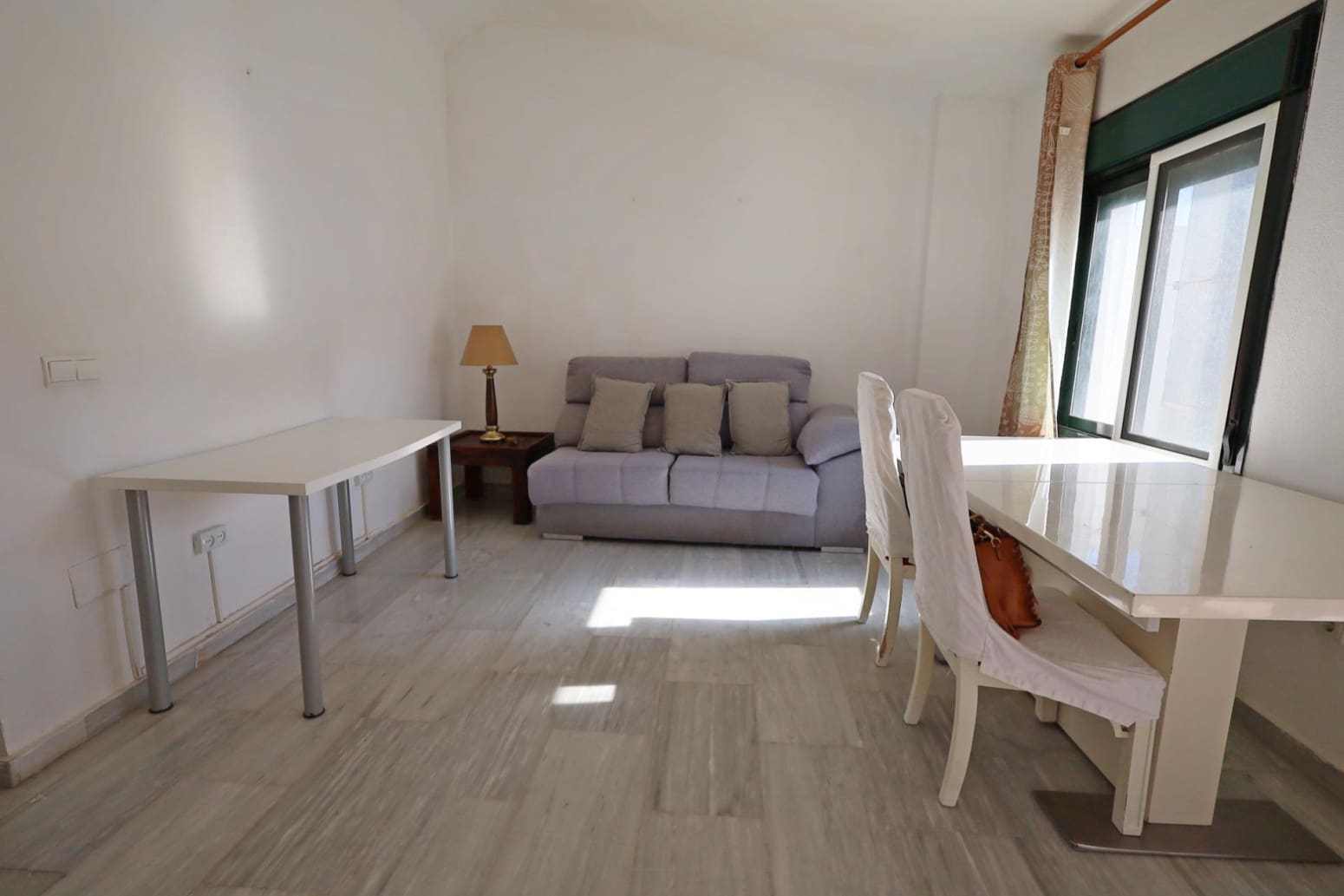 2 bedroom Flat for sale in Velez-Malaga with garage - € 410,000 (Ref: 10016615)