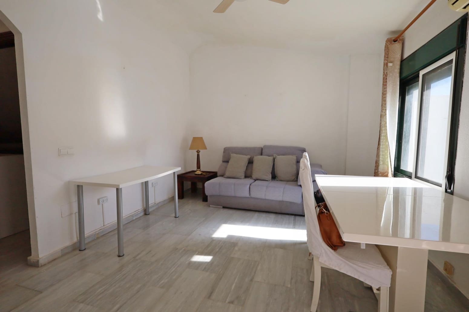 2 bedroom Flat for sale in Velez-Malaga with garage - € 410,000 (Ref: 10016615)