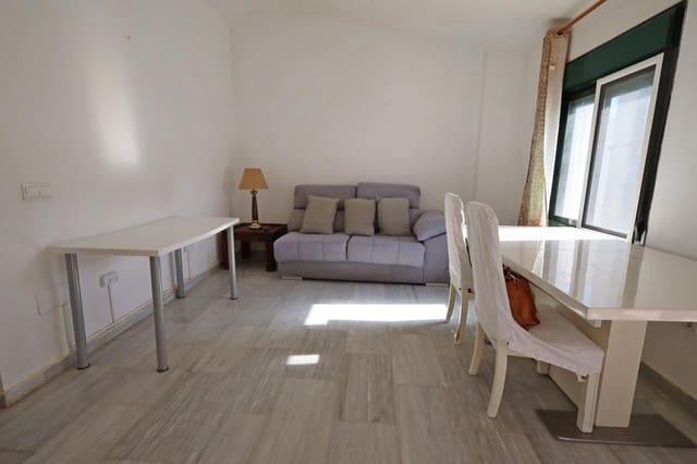 2 bedroom Flat for sale in Vélez-Málaga with garage - € 410,000 (Ref: 10016615)