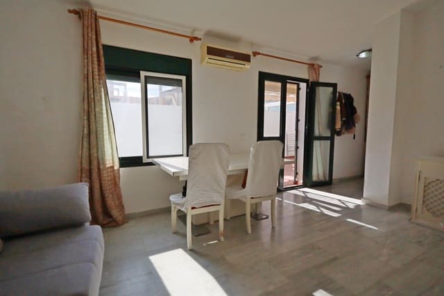 2 bedroom Flat for sale in Vélez-Málaga with garage - € 410,000 (Ref: 10016615)
