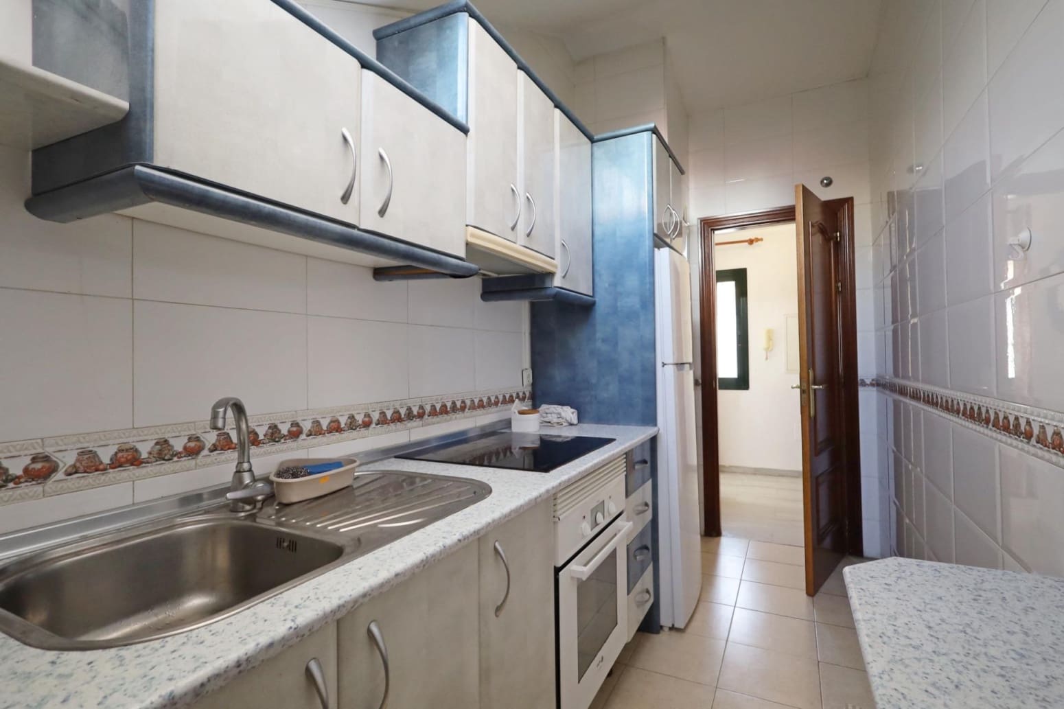 2 bedroom Flat for sale in Velez-Malaga with garage - € 410,000 (Ref: 10016615)