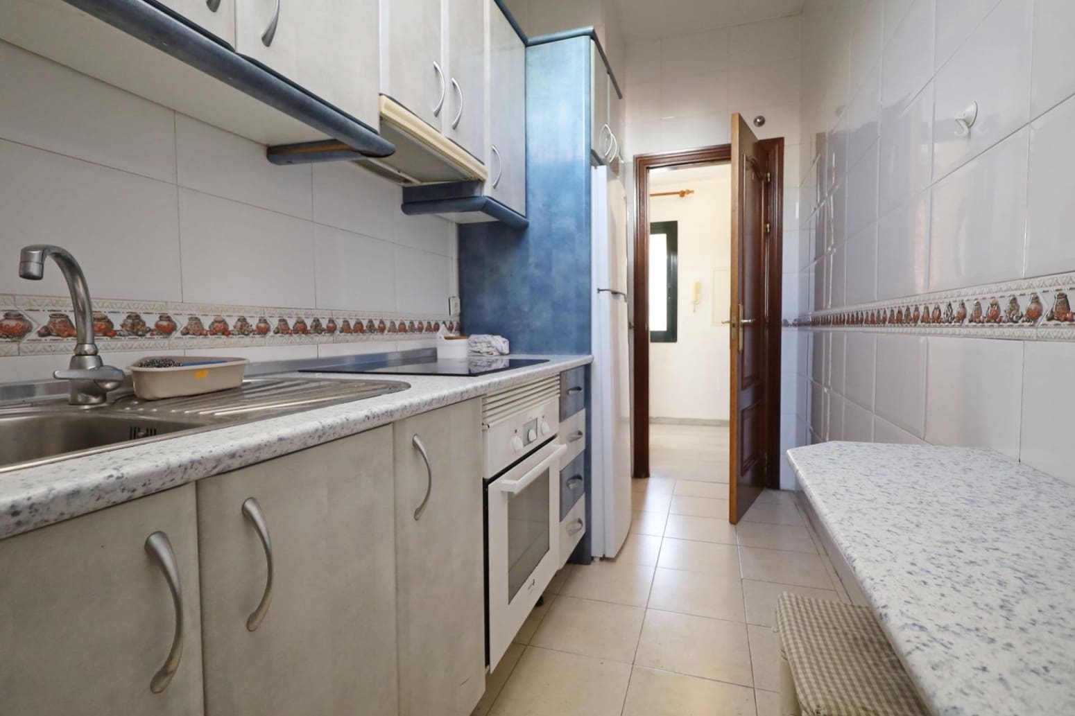 2 bedroom Flat for sale in Velez-Malaga with garage - € 410,000 (Ref: 10016615)