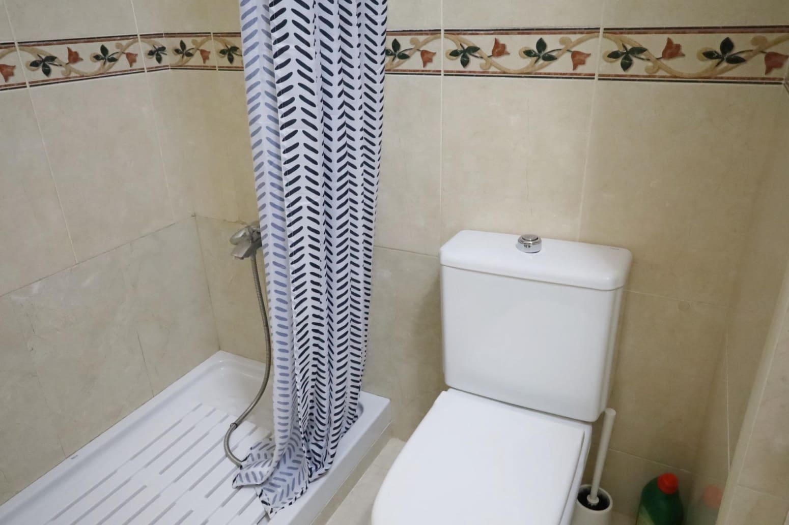 2 bedroom Flat for sale in Velez-Malaga with garage - € 410,000 (Ref: 10016615)