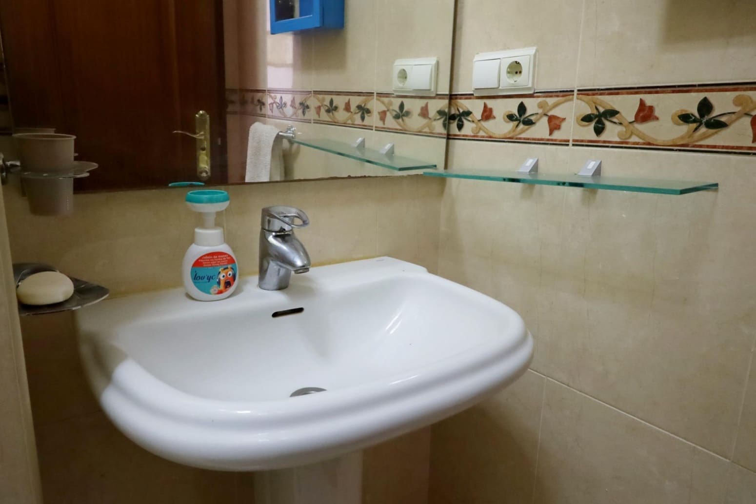 2 bedroom Flat for sale in Velez-Malaga with garage - € 410,000 (Ref: 10016615)