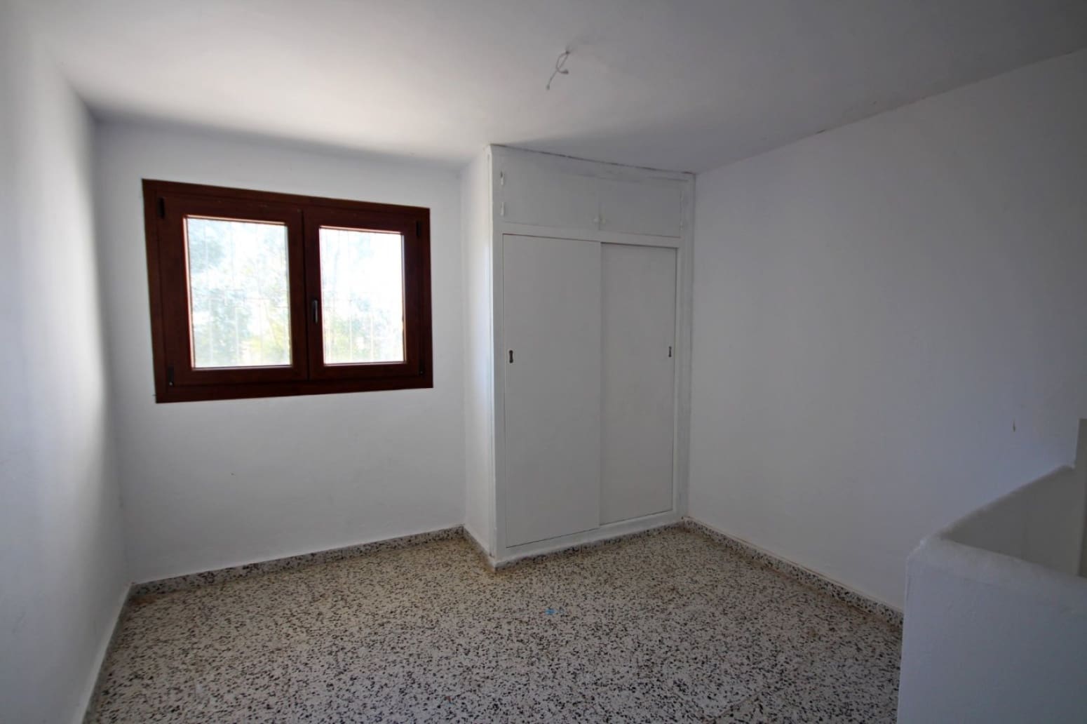8 bedroom Villa for sale in Velez-Malaga with garage - € 1,225,000 (Ref: 10016622)