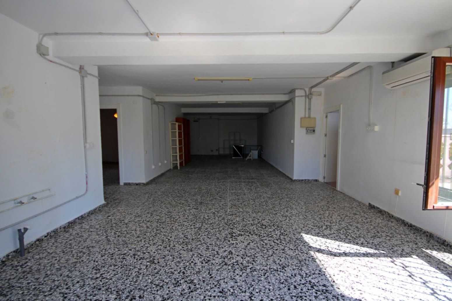 8 bedroom Villa for sale in Velez-Malaga with garage - € 1,225,000 (Ref: 10016622)