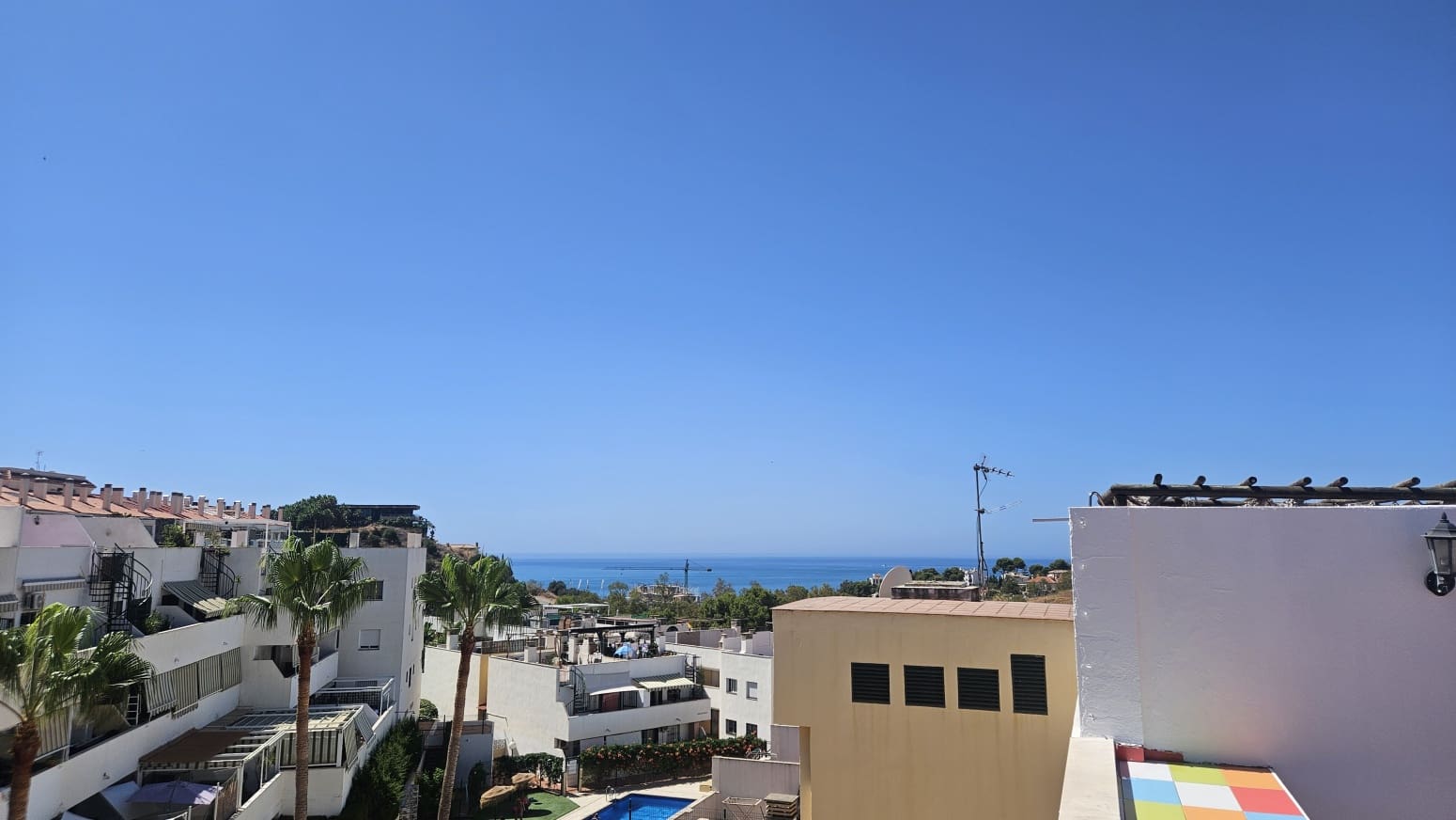 2 makuuhuone Asunto vuokrattavana paikassa Benalmadena Costa mukana uima-altaan 
autotalli - 1 350 € (Ref: 10023260)