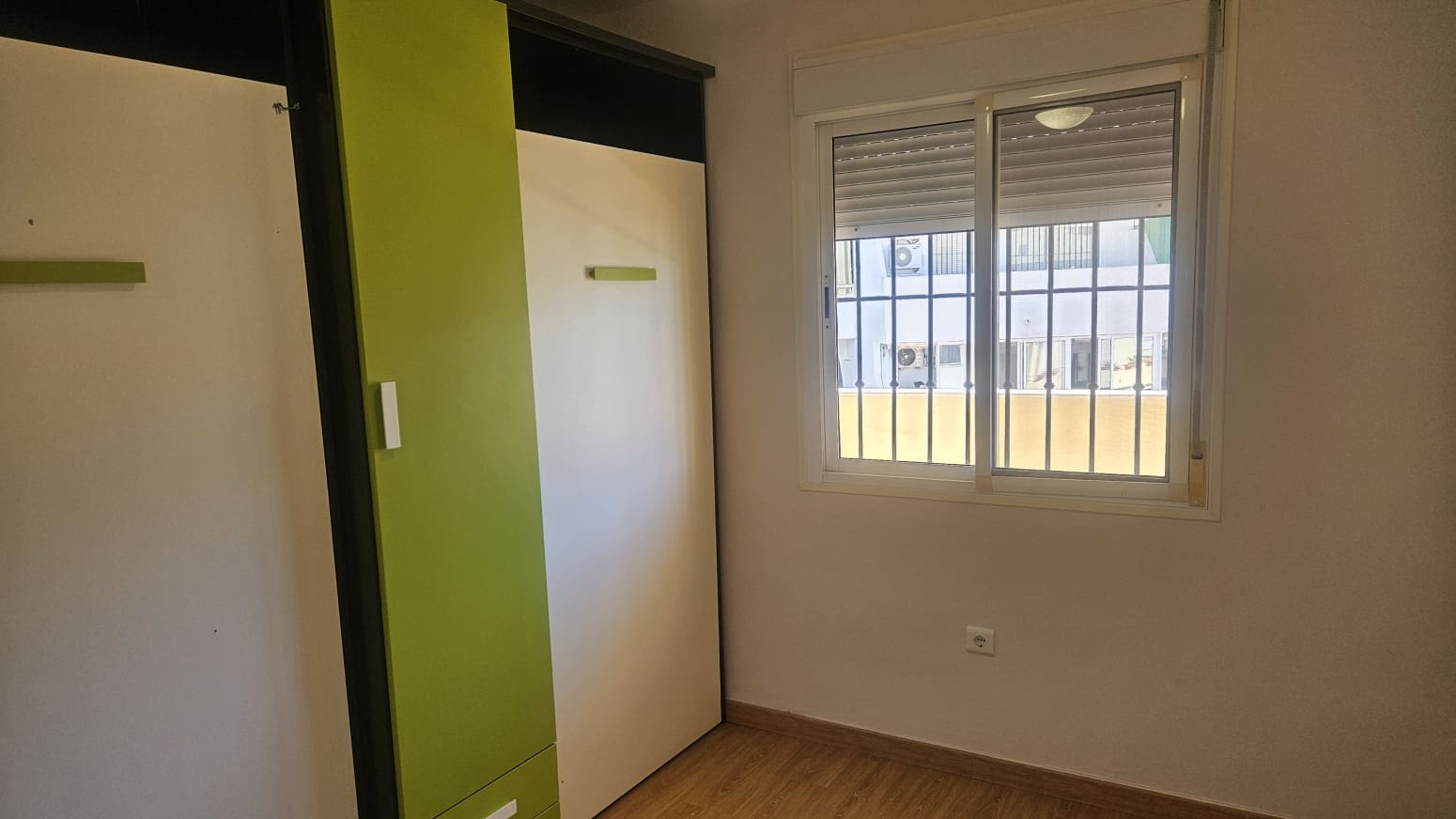2 makuuhuone Asunto vuokrattavana paikassa Benalmadena Costa mukana uima-altaan 
autotalli - 1 350 € (Ref: 10023260)