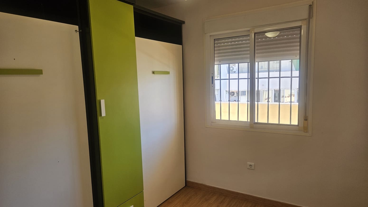 2 makuuhuone Asunto vuokrattavana paikassa Benalmadena Costa mukana uima-altaan 
autotalli - 1 350 € (Ref: 10023260)