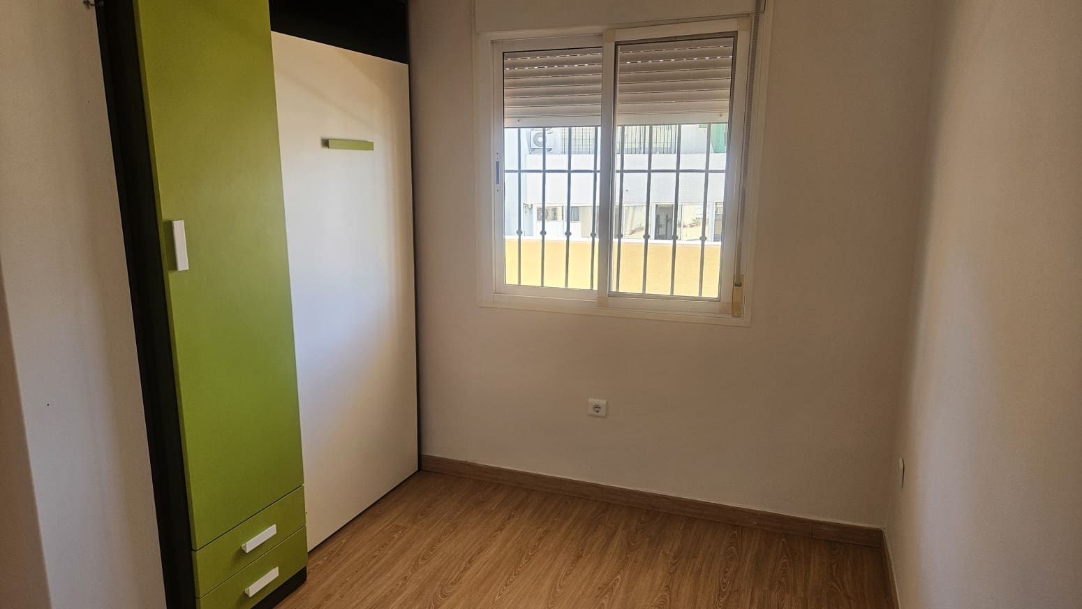 2 makuuhuone Asunto vuokrattavana paikassa Benalmadena Costa mukana uima-altaan 
autotalli - 1 350 € (Ref: 10023260)