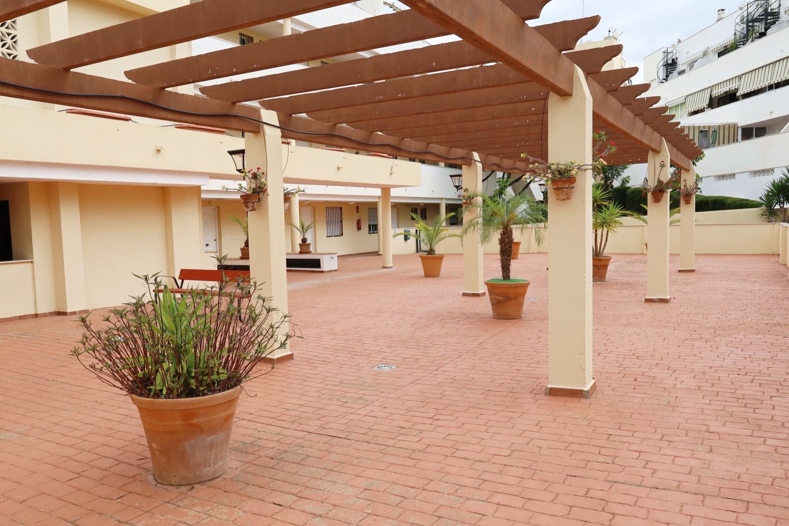 2 makuuhuone Asunto vuokrattavana paikassa Benalmadena Costa mukana uima-altaan 
autotalli - 1 350 € (Ref: 10023260)