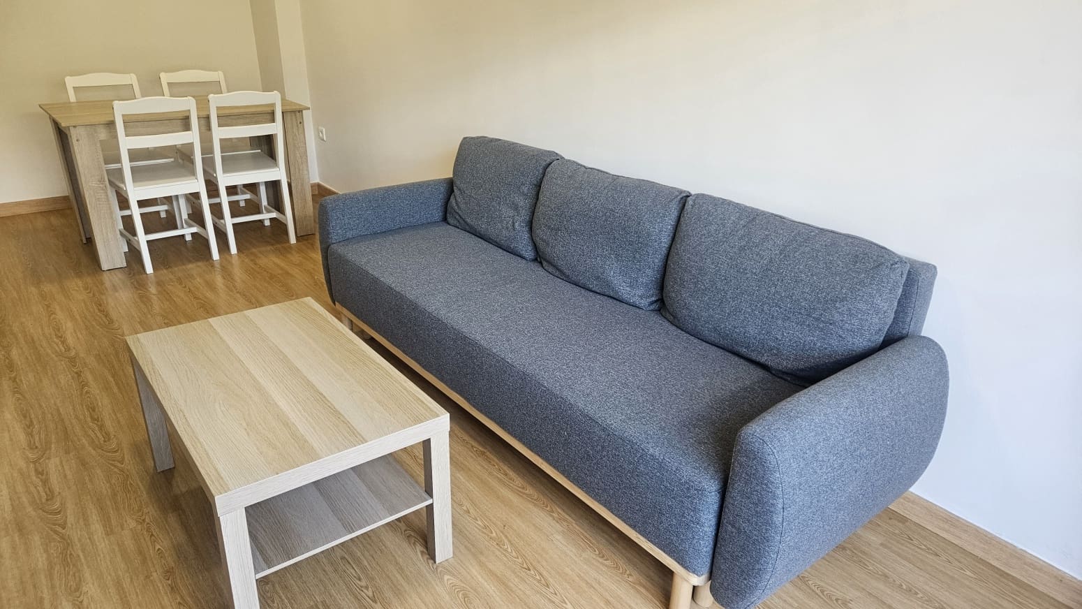2 makuuhuone Asunto vuokrattavana paikassa Benalmadena Costa mukana uima-altaan 
autotalli - 1 350 € (Ref: 10023260)
