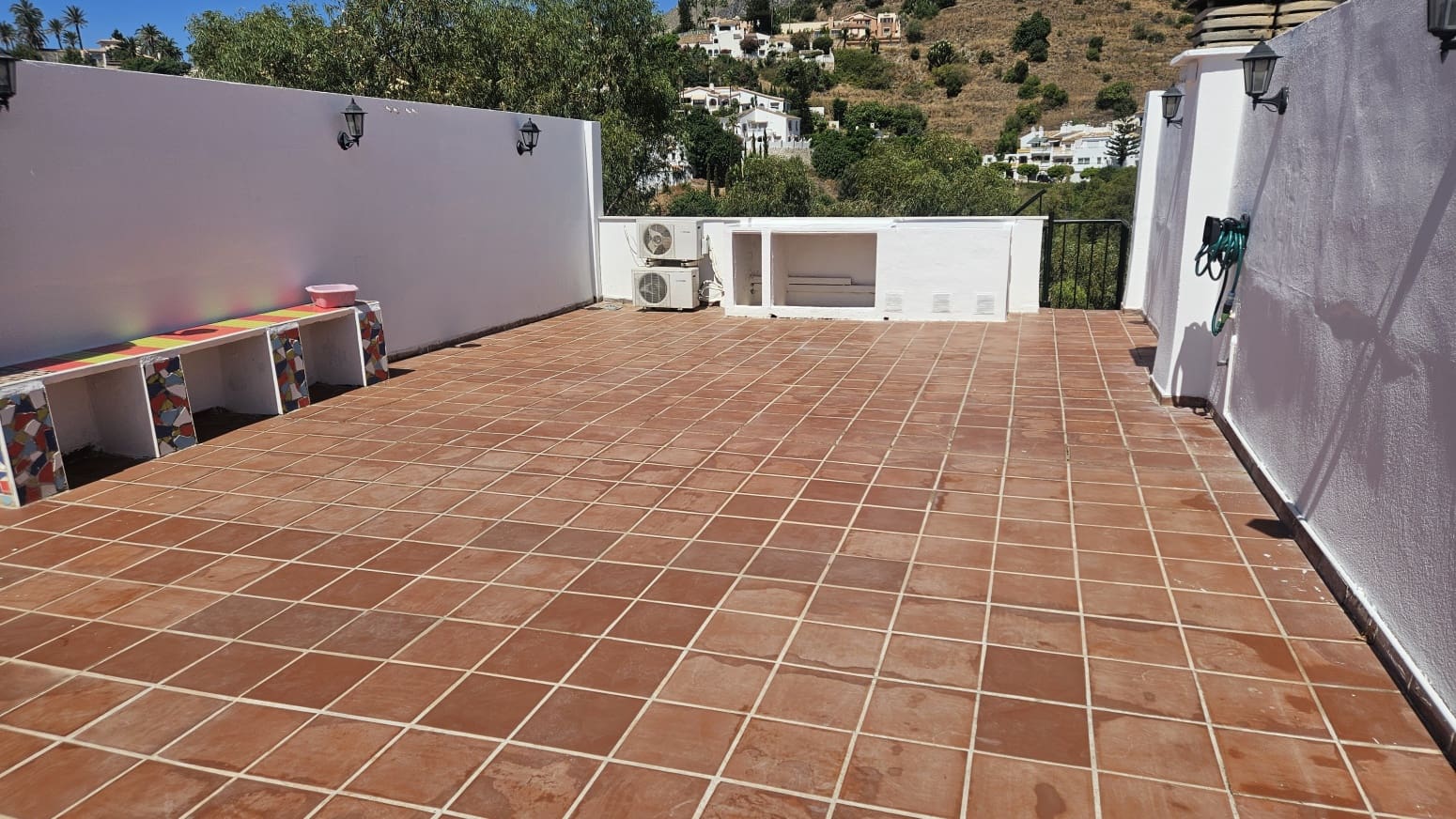 2 makuuhuone Asunto vuokrattavana paikassa Benalmadena Costa mukana uima-altaan 
autotalli - 1 350 € (Ref: 10023260)