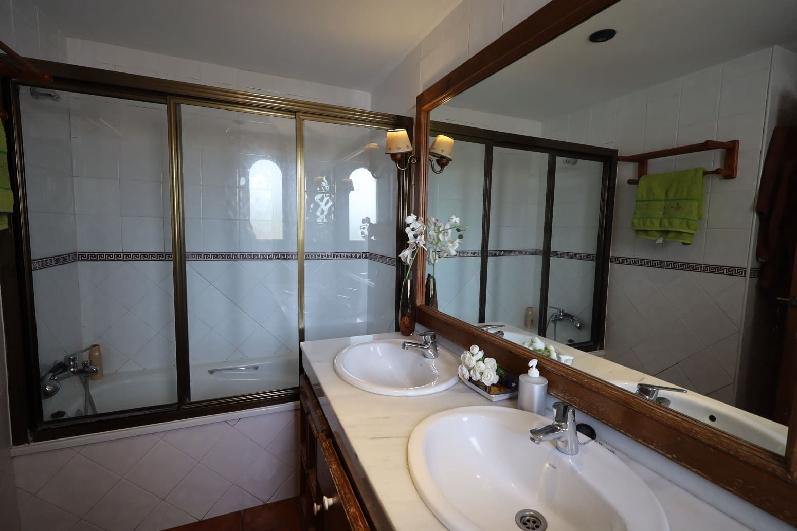 4 bedroom Villa for rent in Las Lagunas de Mijas with pool garage - € 2,300 (Ref: 10023385)