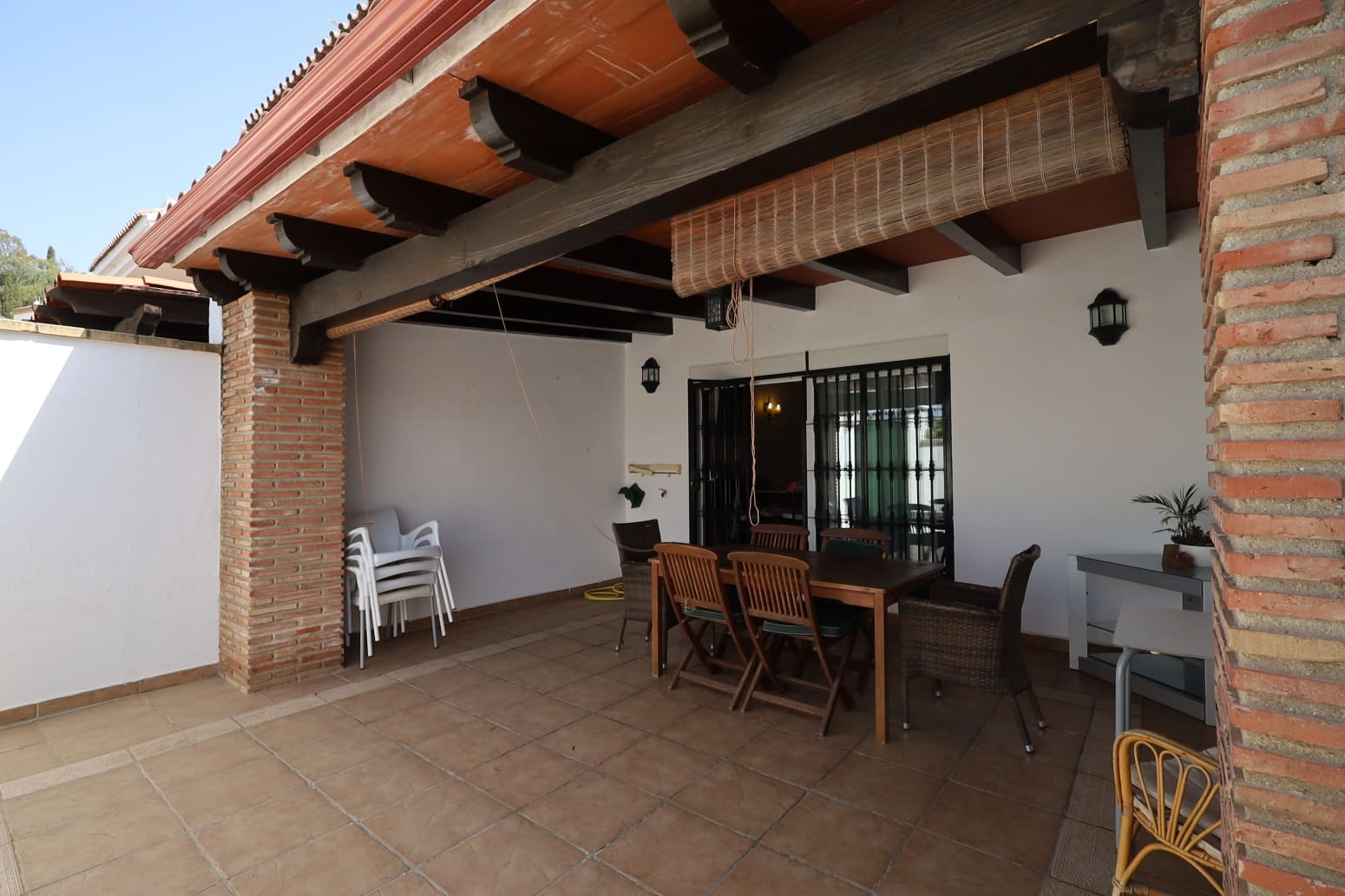 4 bedroom Villa for rent in Las Lagunas de Mijas with pool garage - € 2,300 (Ref: 10023385)