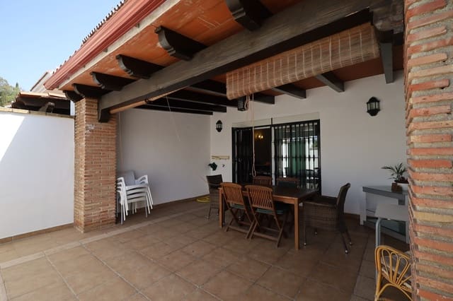 Villa/Maison de 4 chambres à louer à Las Lagunas de Mijas, Mijas avec piscine garage - 2 300 € (Ref: 10023385)