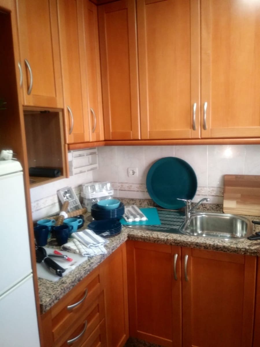2 slaapkamer Flat te huur in Torremolinos met zwembad - € 1.350 (Ref: 10035840)