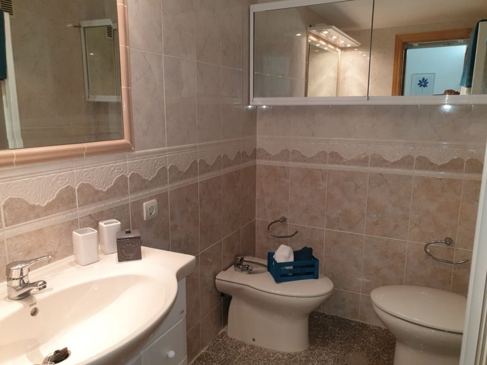 2 slaapkamer Flat te huur in Torremolinos met zwembad - € 1.350 (Ref: 10035840)