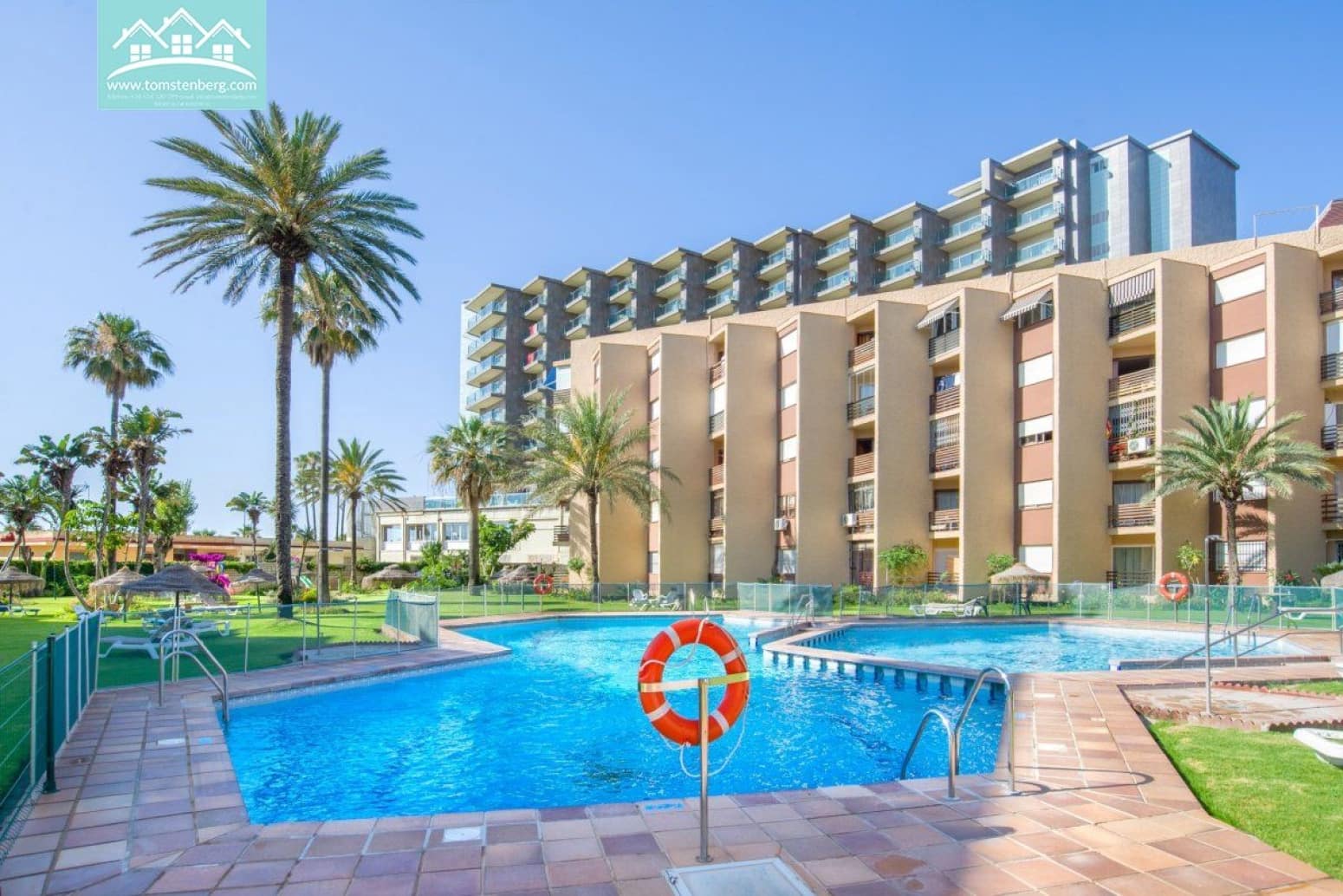 2 slaapkamer Flat te huur in Torremolinos met zwembad - € 1.350 (Ref: 10035840)