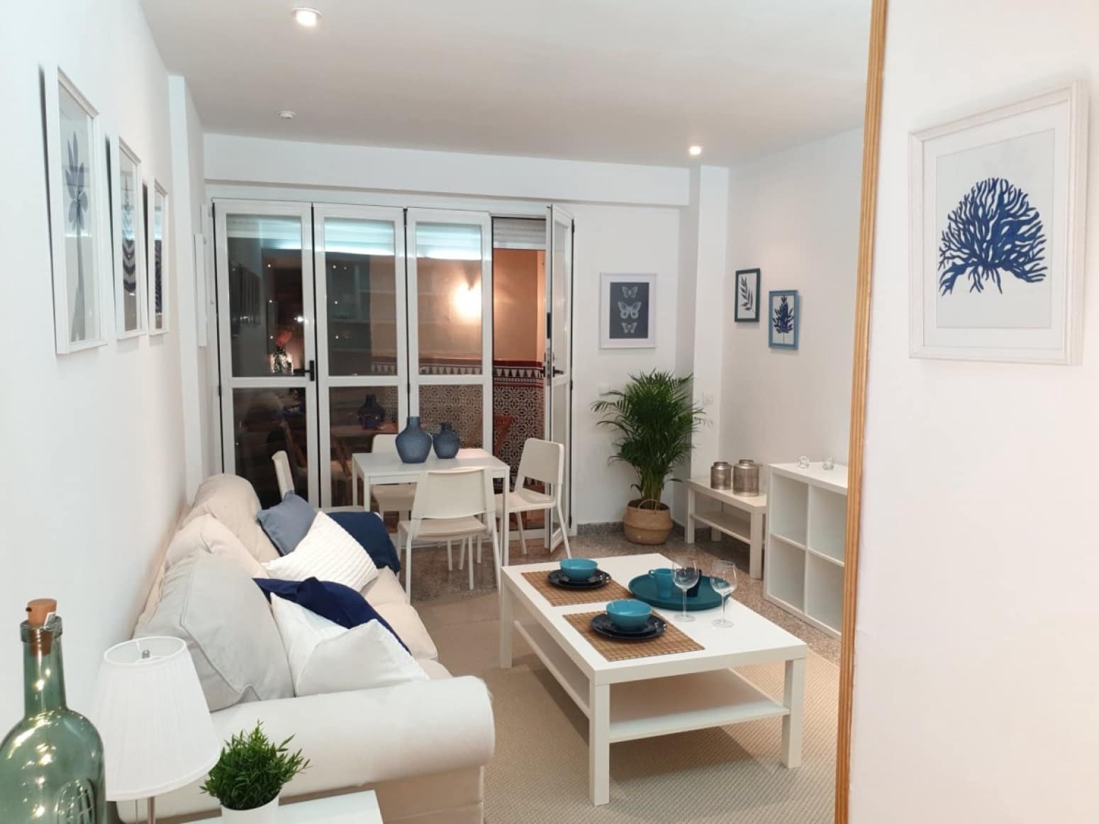 2 slaapkamer Flat te huur in Torremolinos met zwembad - € 1.350 (Ref: 10035840)