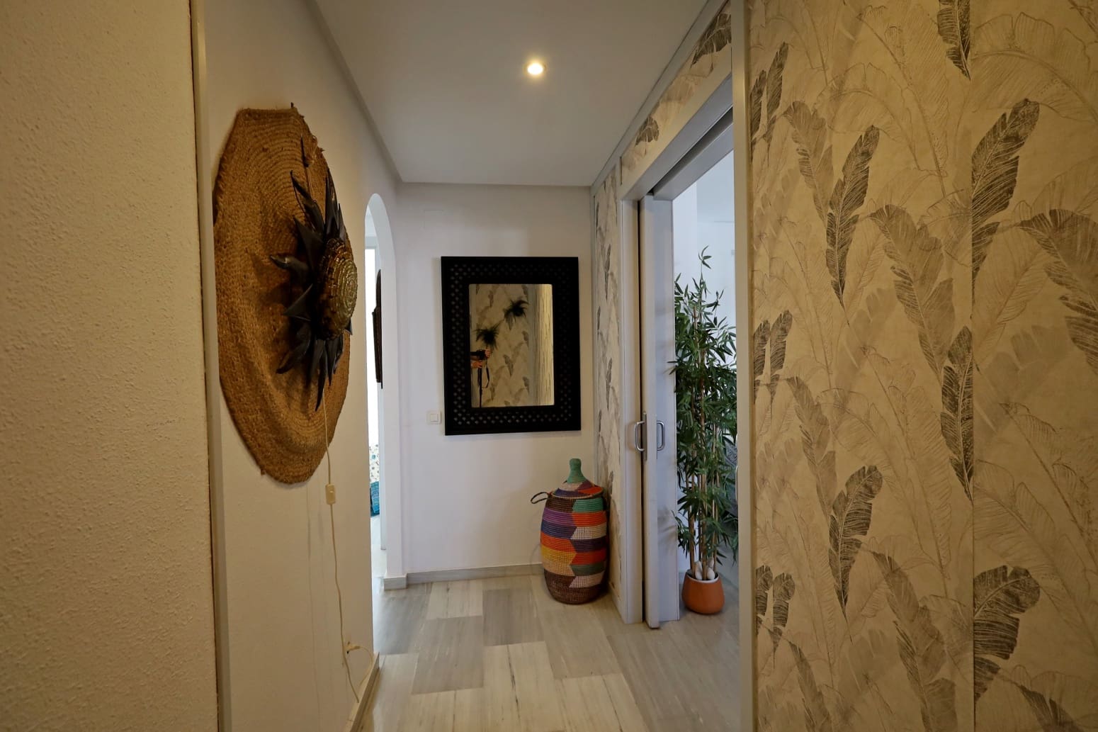 2 slaapkamer Flat te huur in Torremolinos met zwembad garage - € 1.600 (Ref: 10042245)