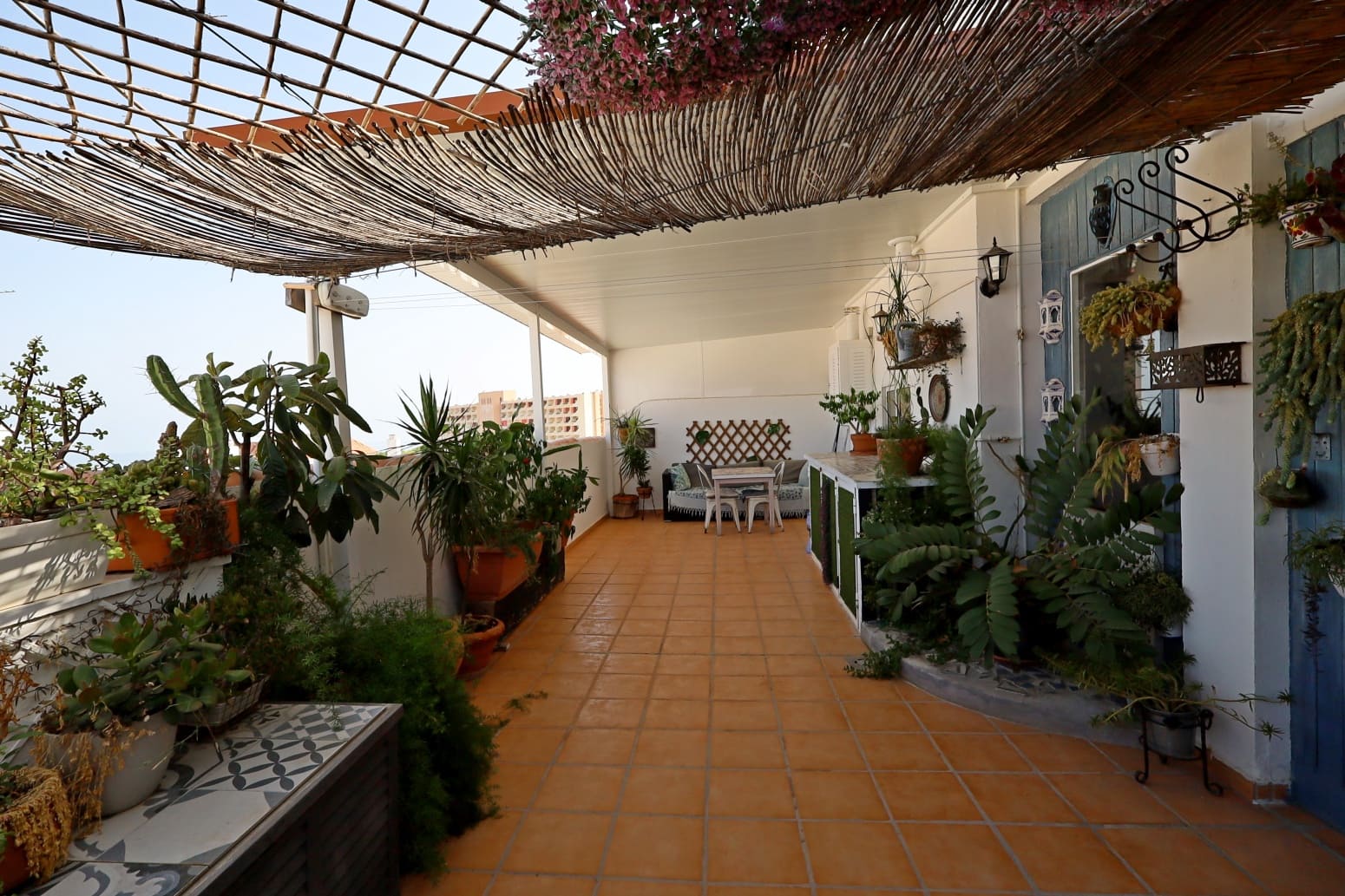 2 slaapkamer Flat te huur in Torremolinos met zwembad garage - € 1.600 (Ref: 10042245)
