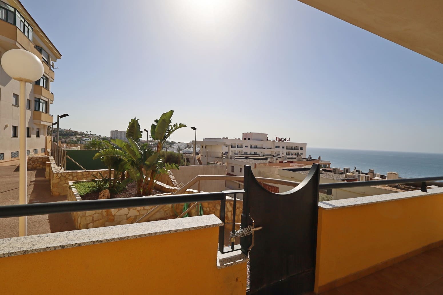 3 bedroom Flat for sale in Benalmadena Costa with pool garage - € 499,000 (Ref: 10042312)