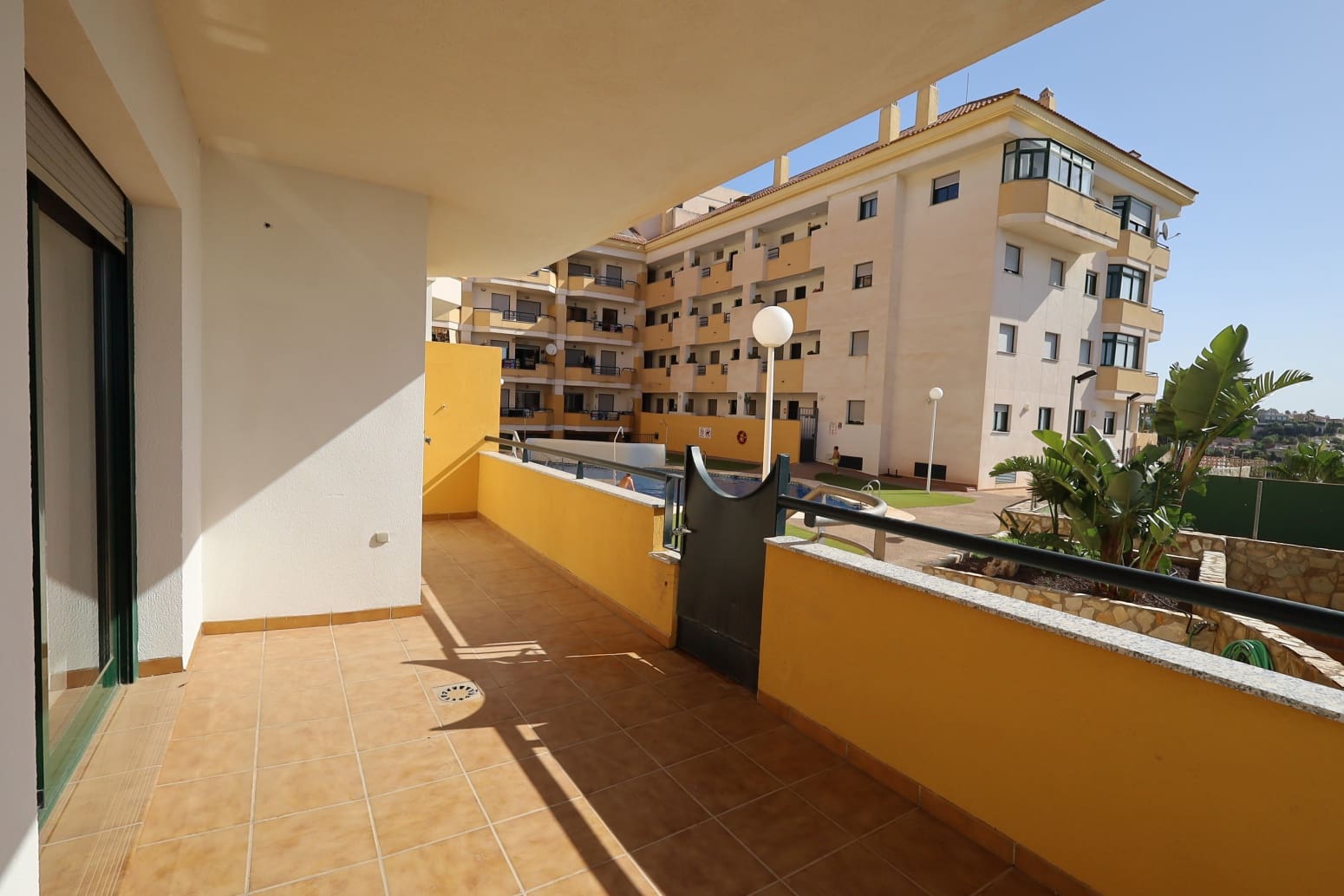 3 bedroom Flat for sale in Benalmadena Costa with pool garage - € 499,000 (Ref: 10042312)