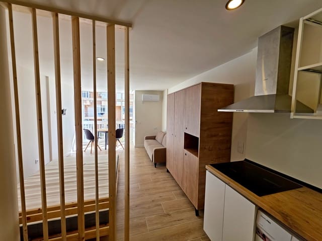 Flat te huur in Arroyo de la Miel, Benalmádena met zwembad - € 1.100 (Ref: 10048389)