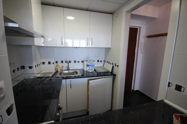 1 soveværelse Lejlighed til leje i Torremolinos - € 1.100 (Ref: 10057687)