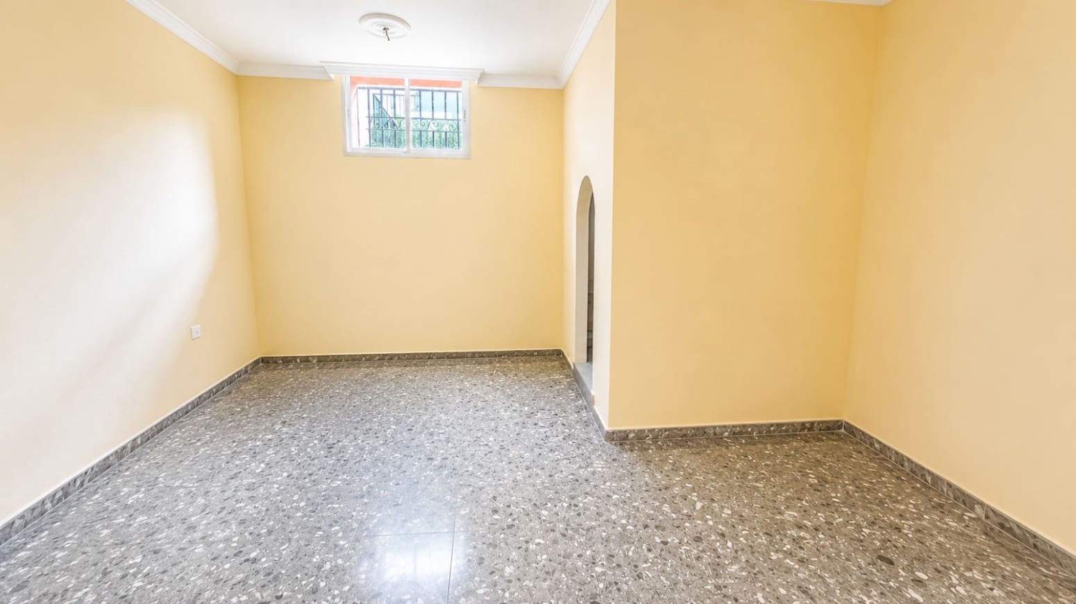 3 soveværelse Villa til salg i Alhaurin de la Torre med swimmingpool garage - € 890.000 (Ref: 10080245)