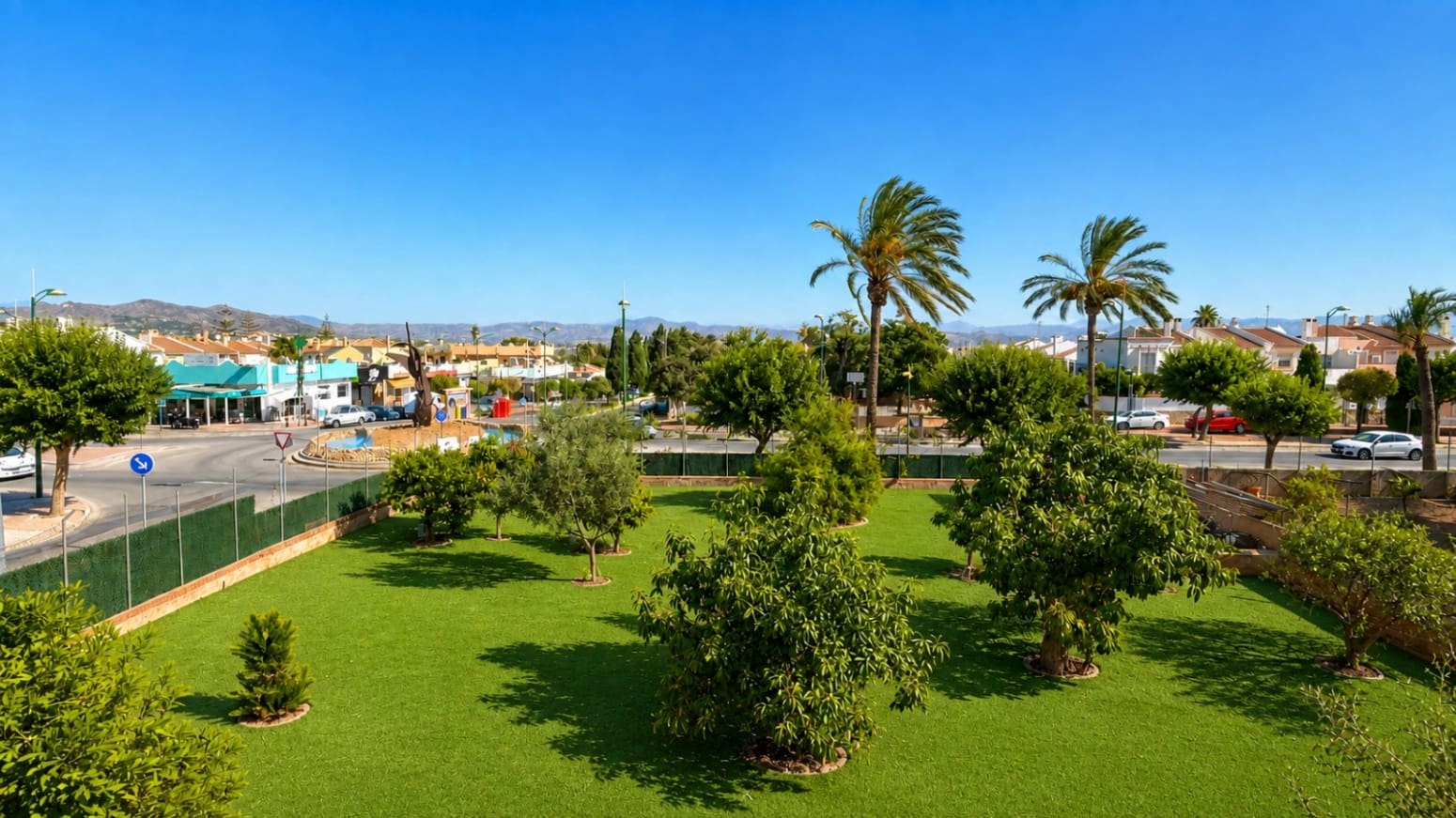 3 soveværelse Villa til salg i Alhaurin de la Torre med swimmingpool garage - € 890.000 (Ref: 10080245)