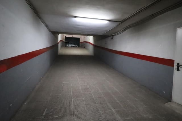 Garage à vendre à Centro ciudad, Fuengirola - 29 500 € (Ref: 10098553)