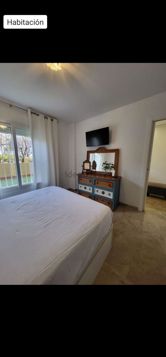 3 bedroom Flat for rent in Arroyo de la Miel with pool garage - € 1,650 (Ref: 10098681)