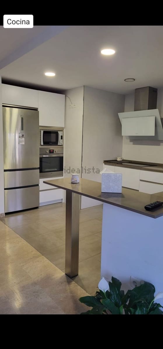 3 bedroom Flat for rent in Arroyo de la Miel with pool garage - € 1,650 (Ref: 10098681)